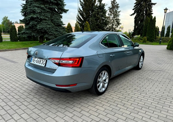 Skoda Superb cena 68634 przebieg: 143000, rok produkcji 2018 z Wyszków małe 631